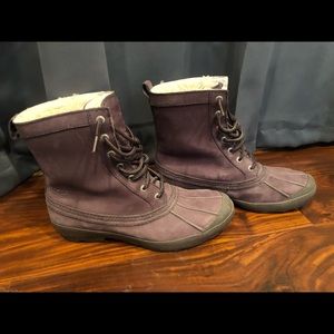 UGG Duck Boots Size 10 Womens